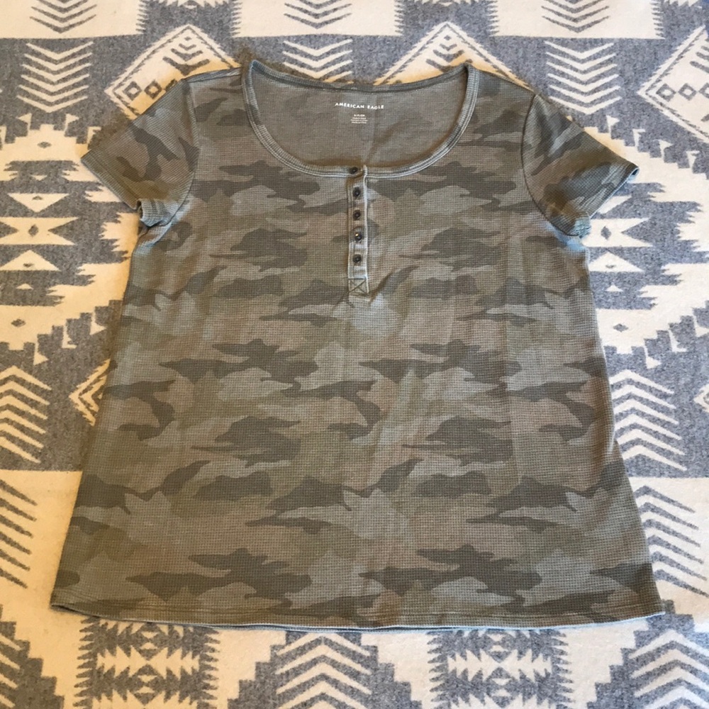 Camo waffle knit tee shirt